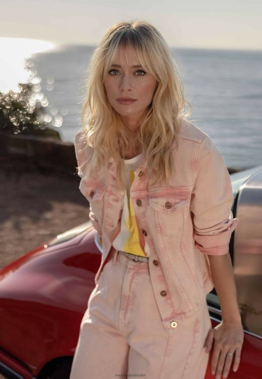 Mexx Xenia Mid Waist Jeans Pink 0T44H92 Women